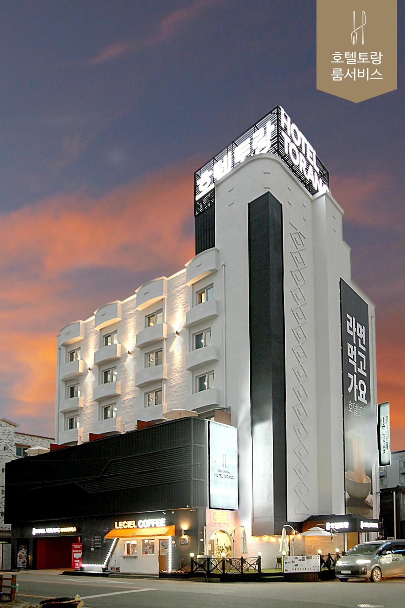 Hotel Torang จอนจู ภายนอก รูปภาพ